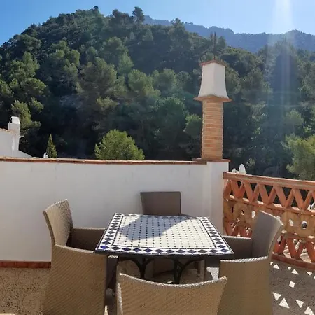 The Lost Village El Acebuchal Bed & Breakfast