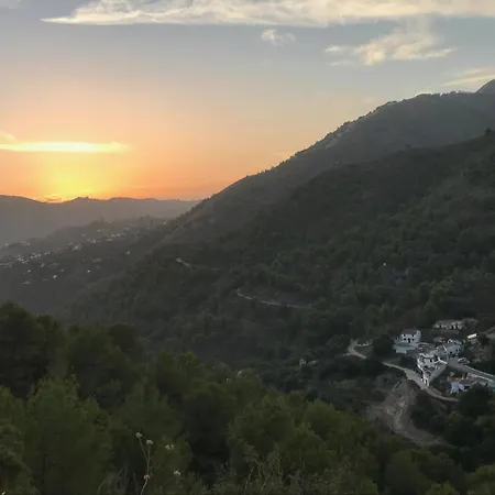 Bed & Breakfast The Lost Village El Acebuchal 3*